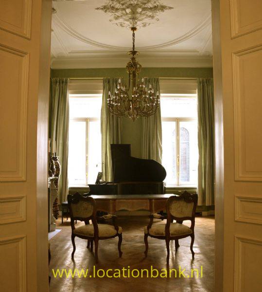 Salon Fran�ais