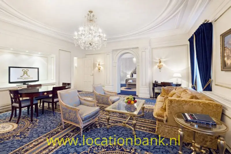 Hotel Suite