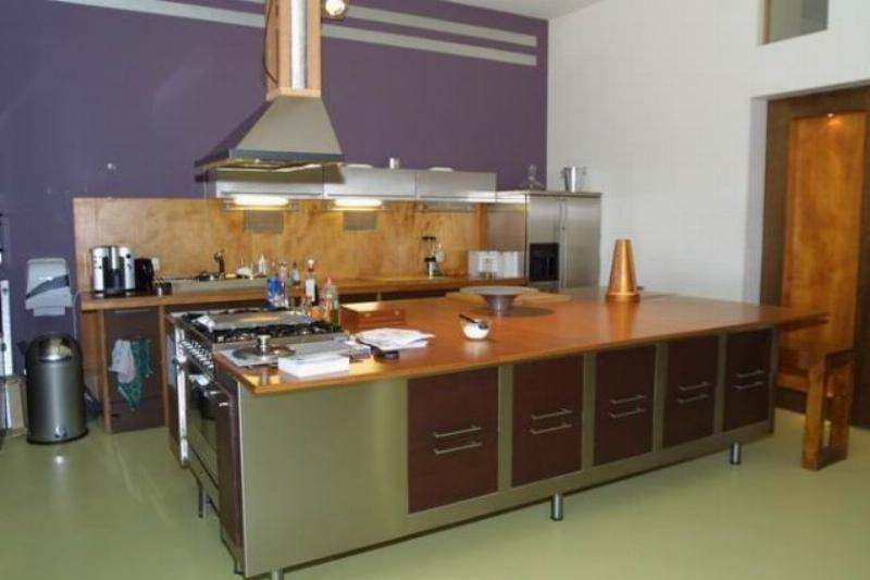 Moderne keuken met Kook eiland