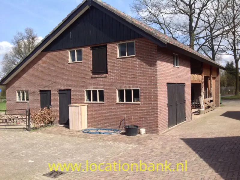 Hoge schuur