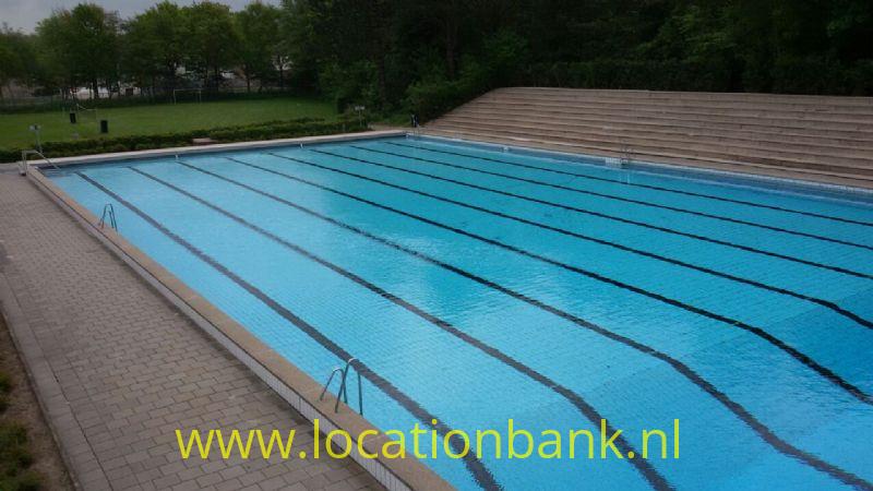 50 meter bad met hoge duikplank