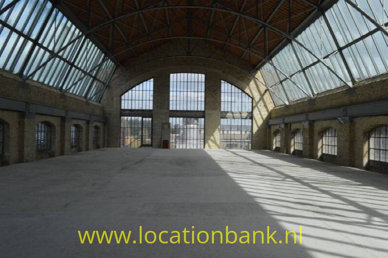 lege industriele loods