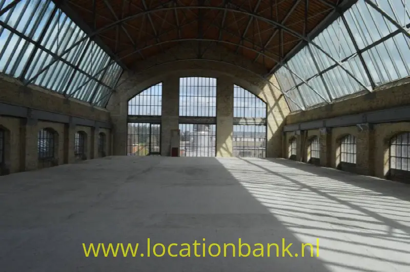 lege industriele loods