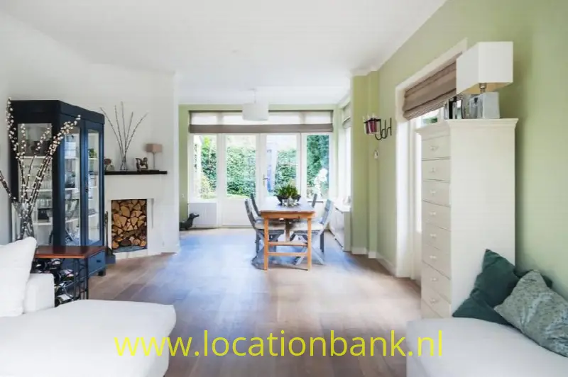 ruime woonkamer
