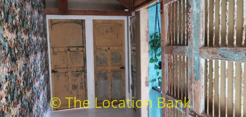 film location 2572