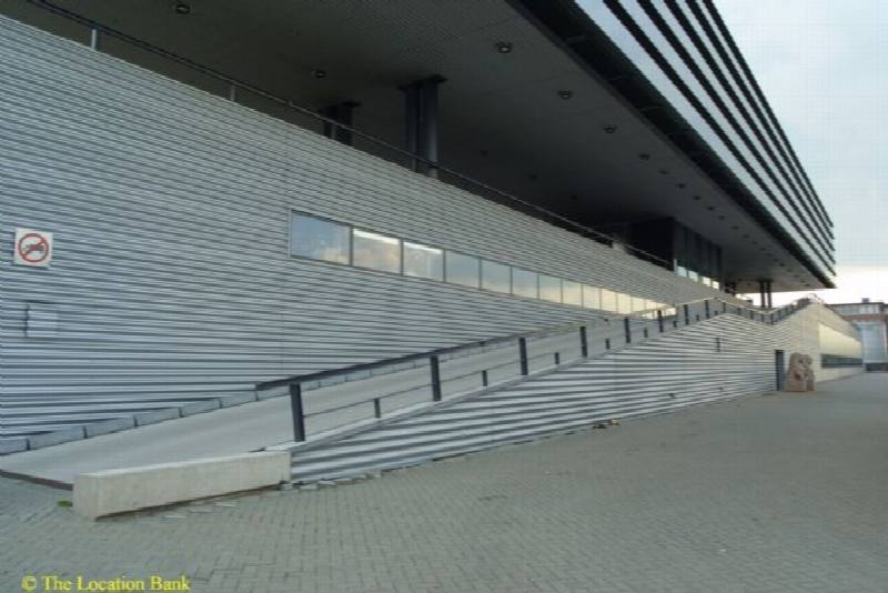 Modern grafisch gebouw