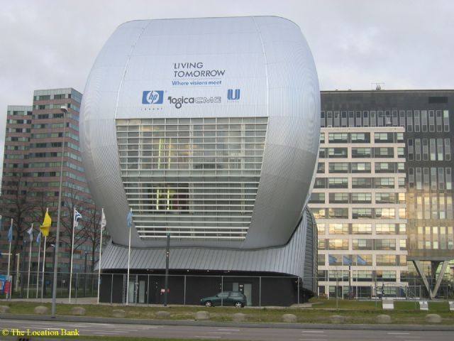Modern stalen gebouw