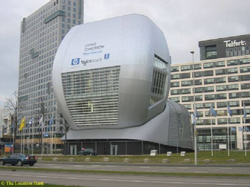 Modern stalen gebouw