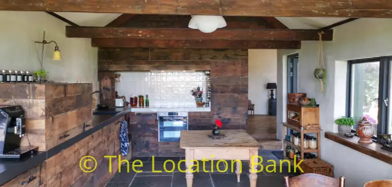 Keuken met veel hout