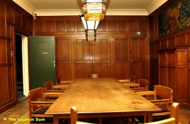 Ouderwetse vergaderzaal