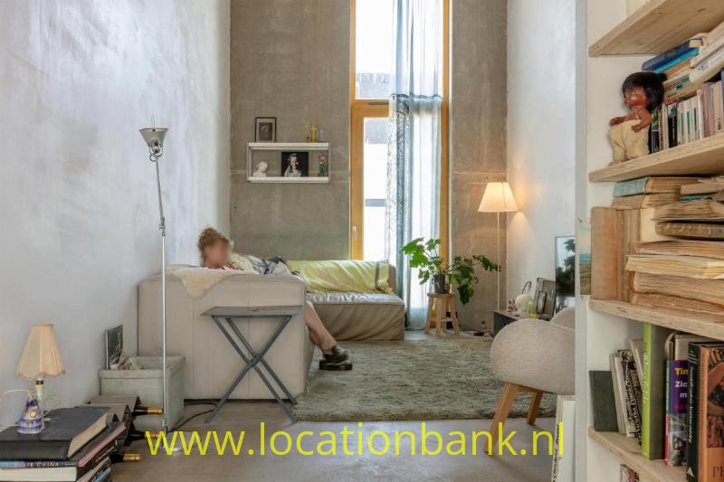 Woonkamer vanaf keuken