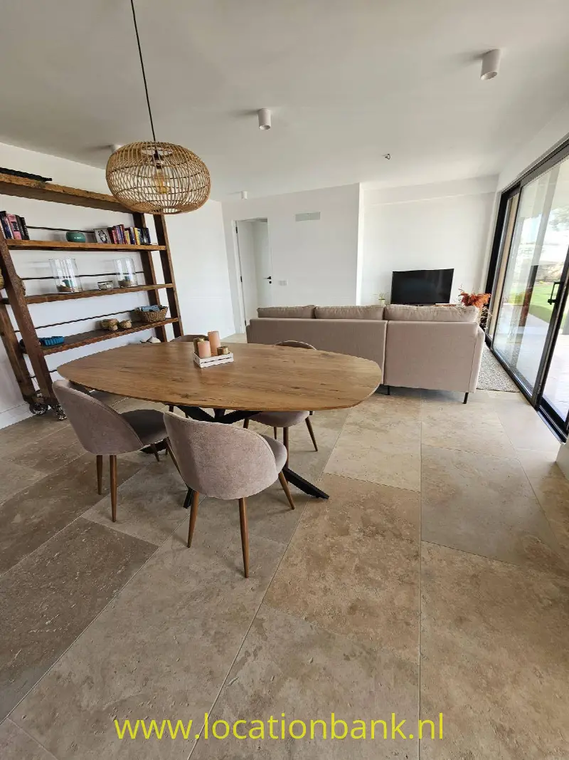 Eet- en woonkamer begane grond