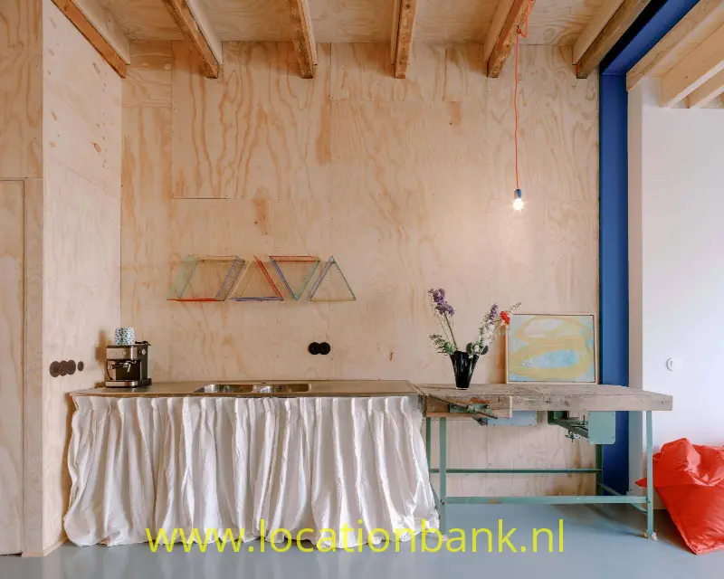 Ground floor - kitchenette 