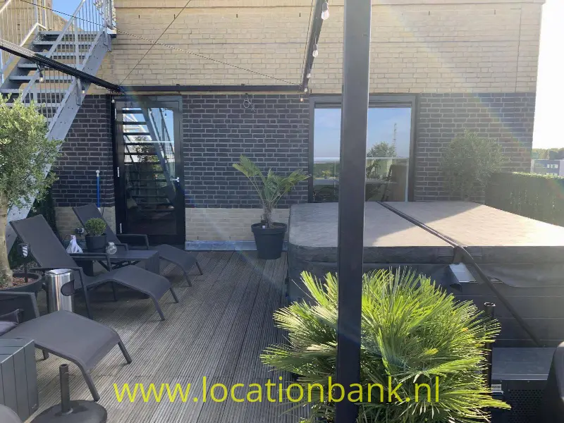 Dakterras met wellness 