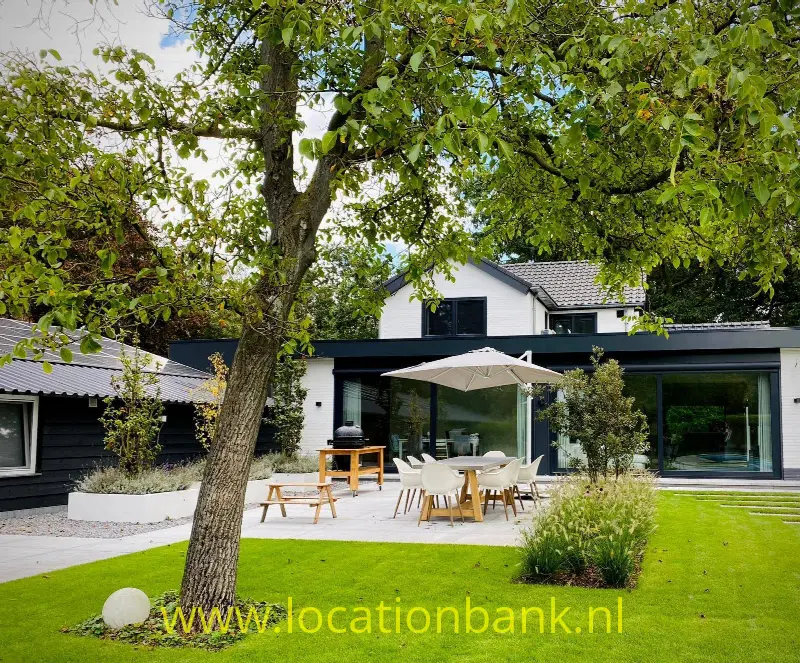 Achtertuin