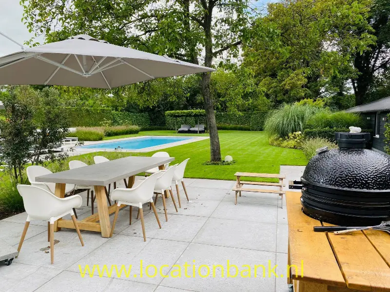 terras Achtertuin