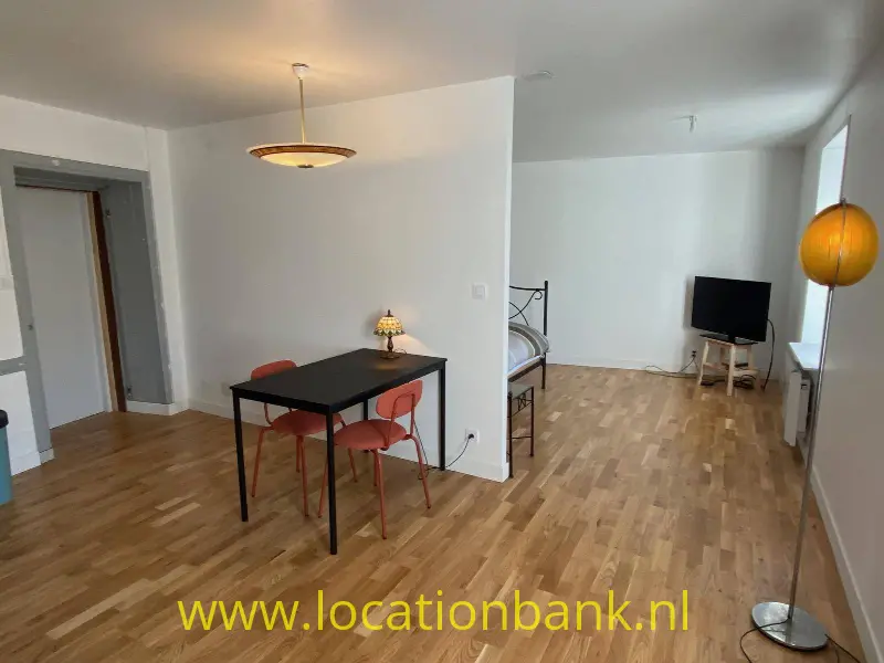 Moderne studio op zolder.