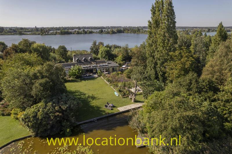 huis aan het water