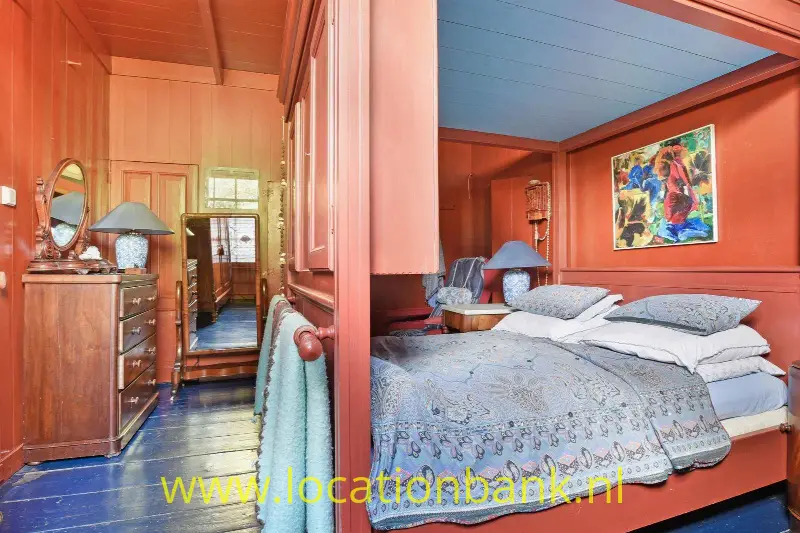 Slaapkamer. Hemelbed.