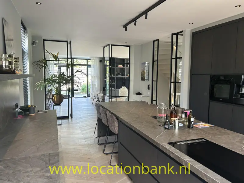 keuken met kookeiland