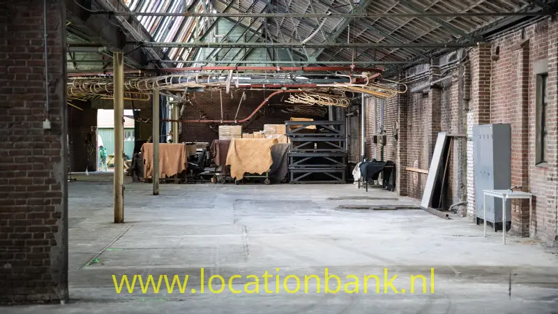 Urbex 2: Grote productiehal in de leerlooierij (begane grond) waar de tijd heeft stilgestaan.
