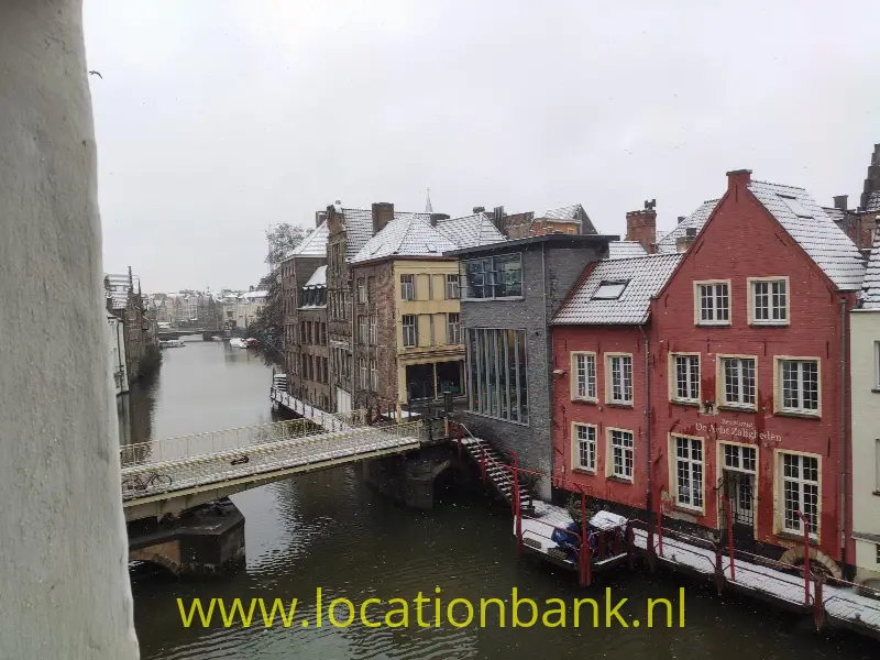 Zicht uit het raam (winter)