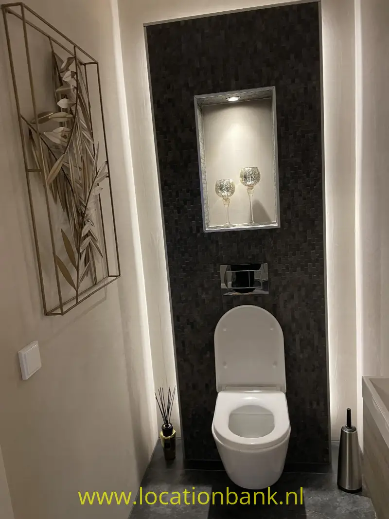 Toilet beneden