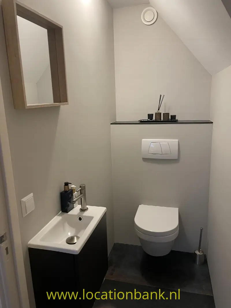 Toilet boven
