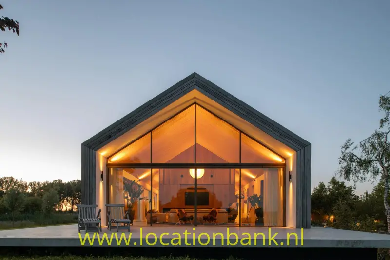 architektuur designvilla met glazen wanden