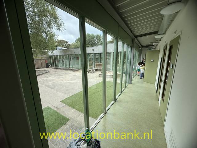 gang vanaf speel /gym lokaal