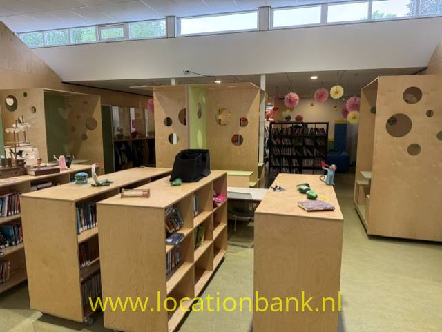 foto van uit aula naar gang bovenbouw