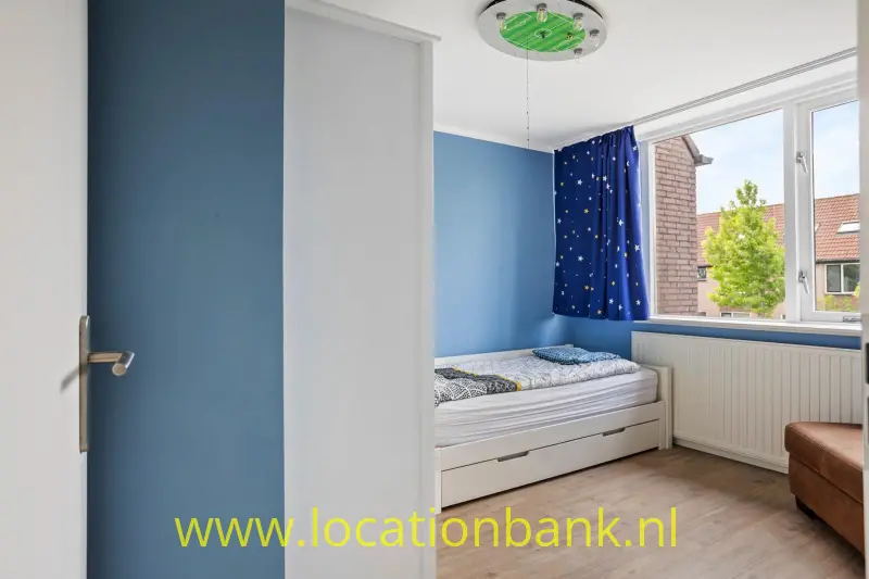 2e slaapkamer 