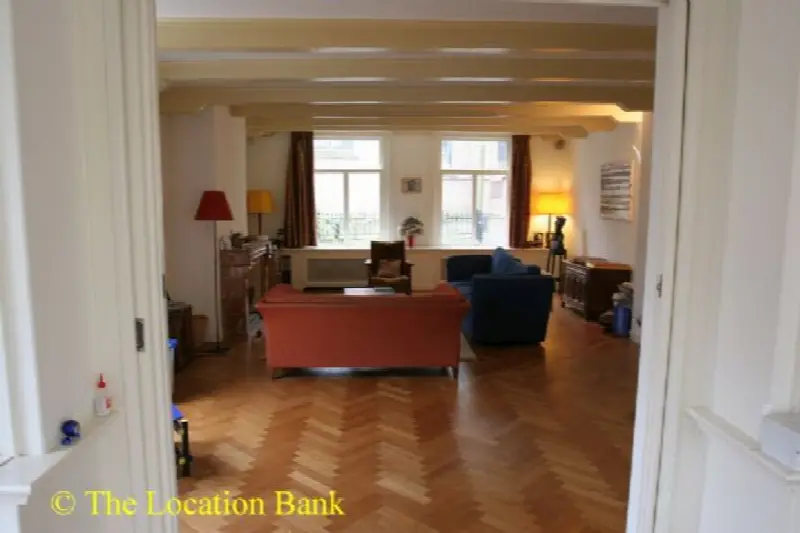 huiskamer met parket