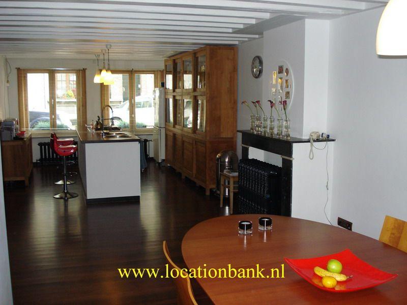 Keuken met living of huiskamer