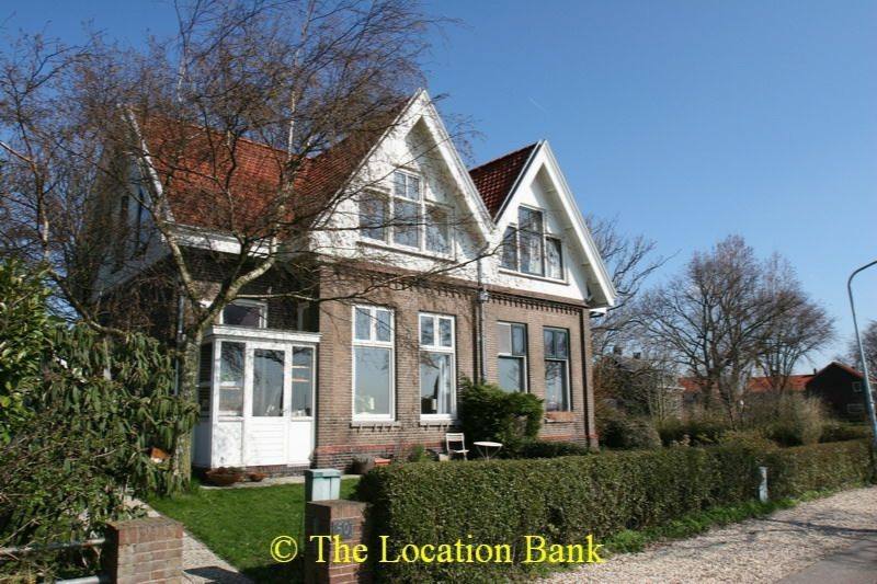 2 onder 1 kap villa