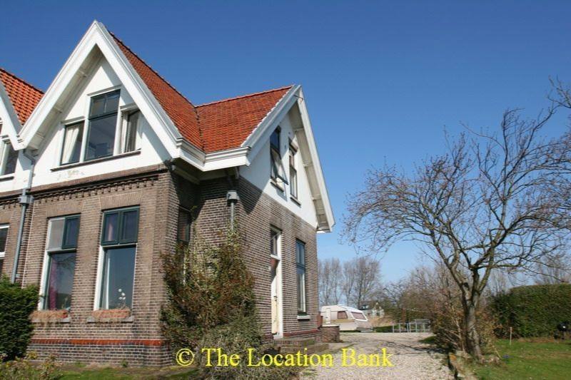 2 onder 1 kap villa
