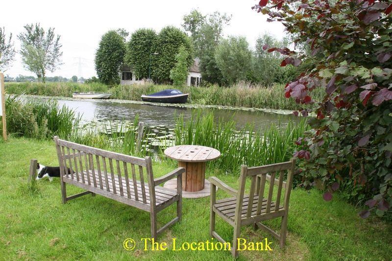 terras aan de rivier