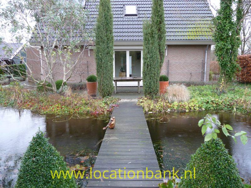 tuin met vijver