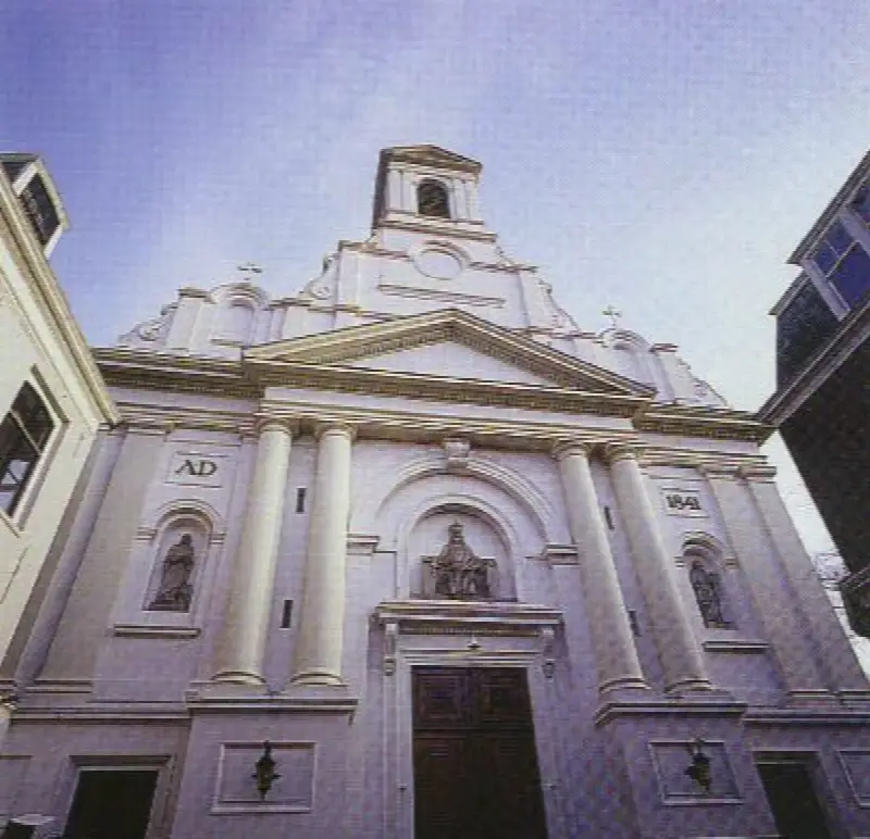 Paleis / Balzaal / kasteel / Kerk