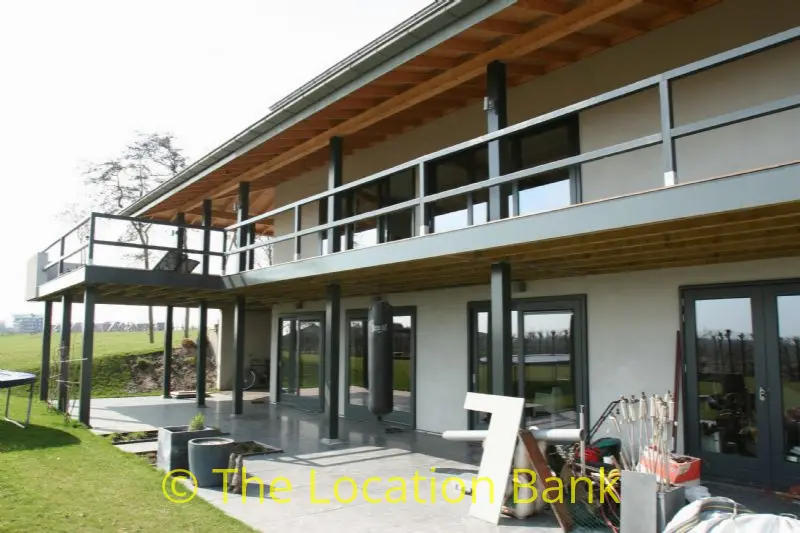 Moderne Villa en landhuis