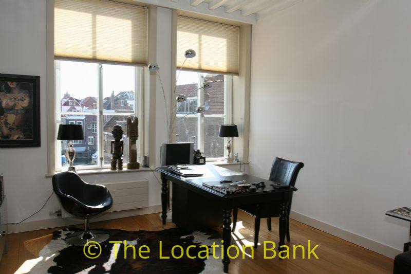 zwart bureau