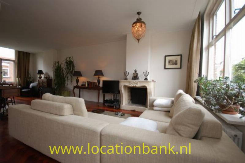 Woonkamer met openhaard