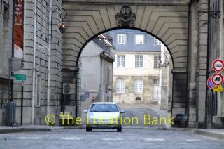 poort over straat