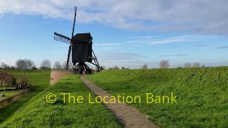 Dijk en Windmolen