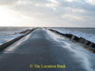 Weg door zee of pier