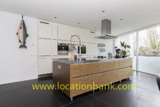 Location 828