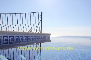 pool private pool villa Haus spain espana spanish infinity pool