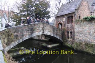 Middeleeuwse voetgangersbrug