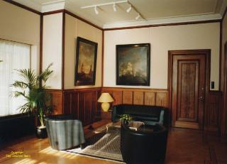 Klassiek Kantoor met lambrisering / very classic office