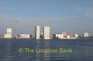 Skyline aan het water